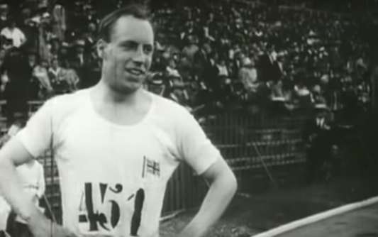 Watch Eric Liddell compete at 1924 Olympic Games